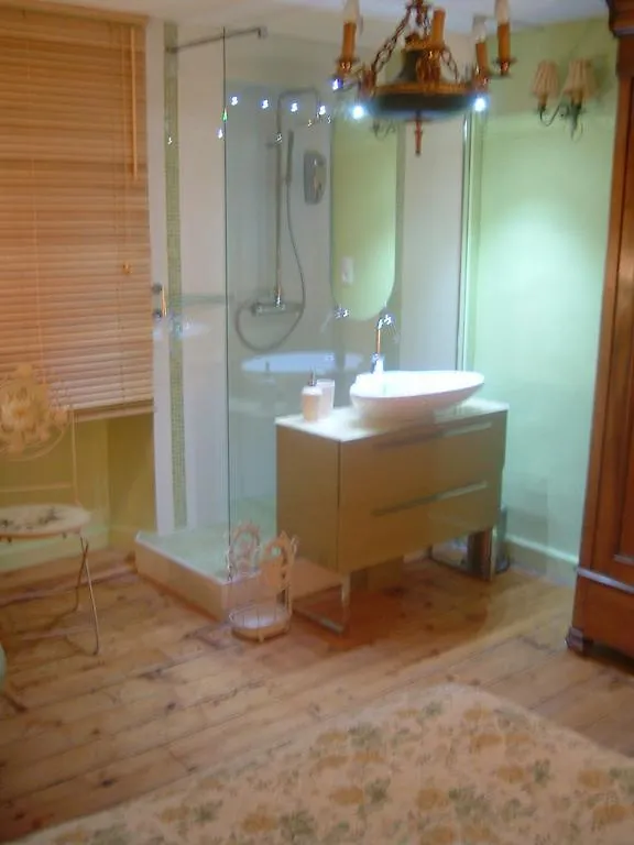 Villa Le Lac - Cottage Au Bord Du Lac D' Annecy - Chambres - Veyrier-du-Lac Rum i privatbostad